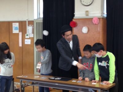 子ども会の『6年生を送る会』へマジシャン出張 派遣 in 神奈川県横浜市