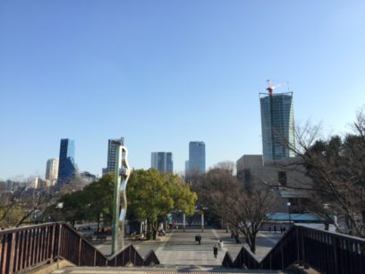 代々木公園の陸橋から渋谷方面の眺め