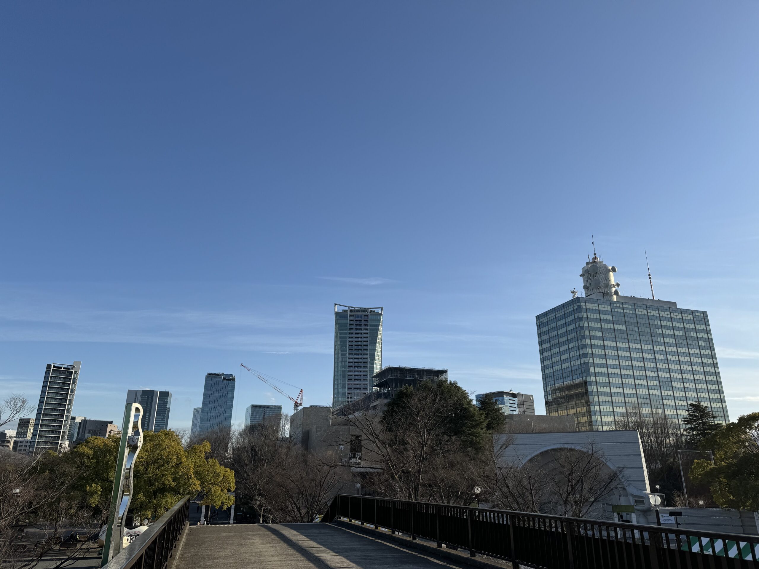 橋からNHKや渋谷方面