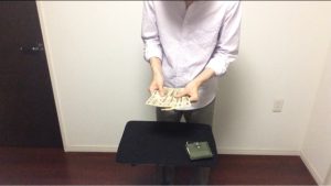 1000円札が1万円札に変化